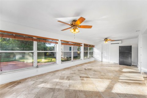 Купить виллу или дом в Плантация, Флорида 3 спальни, 149.76м2, № 1986303 - фото 17