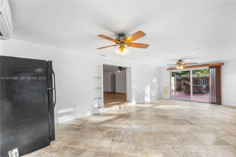 Купить виллу или дом в Плантация, Флорида 3 спальни, 149.76м2, № 1986303 - фото 16