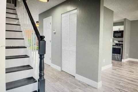Condo in Orlando, Florida, 3 bedrooms  № 1745642 - photo 5