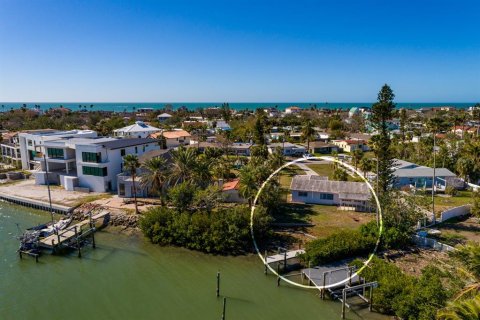 House in Redington Beach, Florida 2 bedrooms, 119.57 sq.m. № 1614285 - photo 3