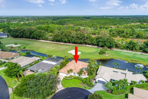 House in Palm Beach Gardens, Florida 4 bedrooms, 283.91 sq.m. № 1737832 - photo 2