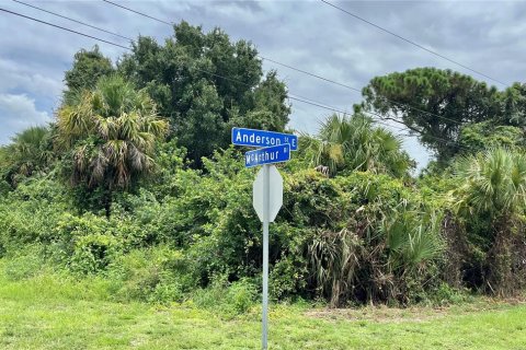 Land in Lehigh Acres, Florida № 2165191 - photo 4