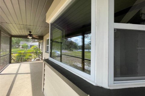House in Lake Mary, Florida 3 bedrooms, 159.33 sq.m. № 1822646 - photo 2