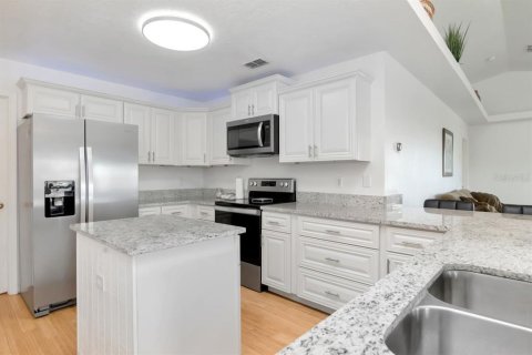 Casa en venta en New Port Richey, Florida, 4 dormitorios, 240.43 m2 № 1824972 - foto 17
