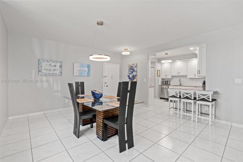 Купить кондоминиум в Холливуд, Флорида 2 спальни, 128.76м2, № 2036417 - фото 6