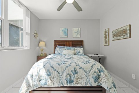 Купить кондоминиум в Холливуд, Флорида 2 спальни, 128.76м2, № 2036417 - фото 27