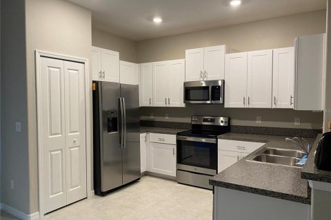 Touwnhouse à louer à Wesley Chapel, Floride: 2 chambres, 140.56 m2 № 2378241 - photo 12