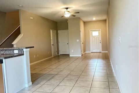 Touwnhouse à louer à Wesley Chapel, Floride: 2 chambres, 140.56 m2 № 2378241 - photo 10