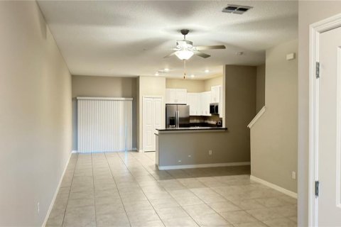 Touwnhouse à louer à Wesley Chapel, Floride: 2 chambres, 140.56 m2 № 2378241 - photo 8