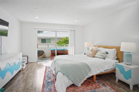 Condominio en venta en Pompano Beach, Florida, 1 dormitorio, 68.75 m2 № 2083085 - foto 10