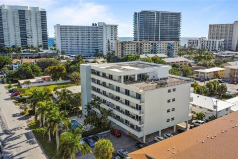 Condominio en venta en Pompano Beach, Florida, 1 dormitorio, 68.75 m2 № 2083085 - foto 22