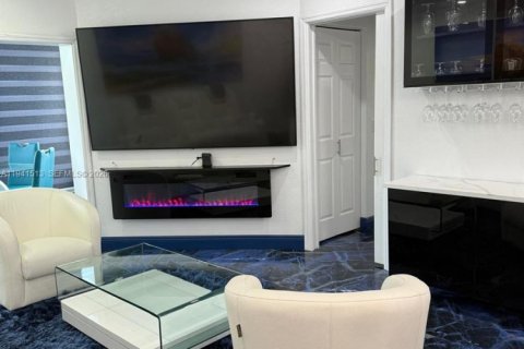 Copropriété à vendre à Lauderdale Lakes, Floride: 2 chambres, 87.7 m2 № 1998874 - photo 5