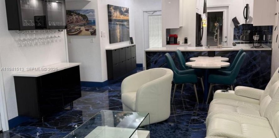 Condo à Lauderdale Lakes, Floride, 2 chambres  № 1998874