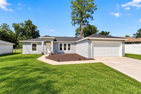 Casa en Ocala, Florida 3 dormitorios, 125.42 m2 № 2430816