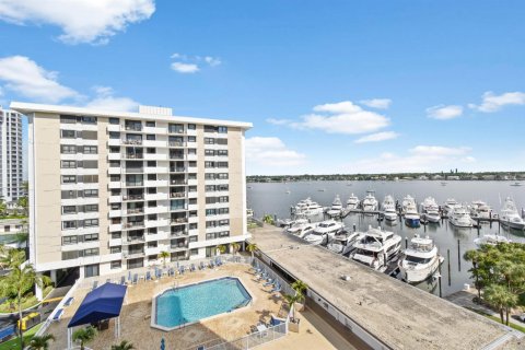 Condo à North Palm Beach, Floride, 2 chambres № 2281579