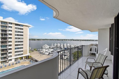 Copropriété à vendre à North Palm Beach, Floride: 2 chambres, 95.5 m2 № 2281579 - photo 23