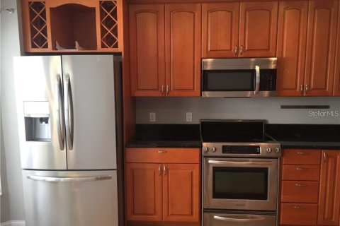 Adosado en venta en Tampa, Florida, 2 dormitorios, 121.52 m2 № 2103901 - foto 6