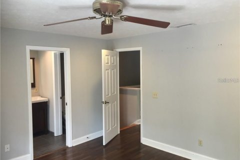 Adosado en venta en Tampa, Florida, 2 dormitorios, 121.52 m2 № 2103901 - foto 14