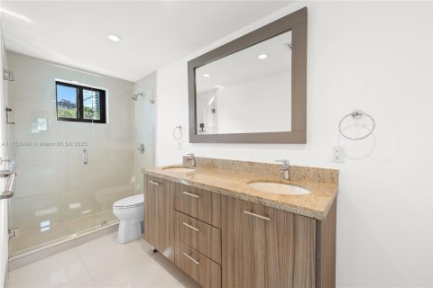 Condominio en venta en Miami, Florida, 1 dormitorio, 53.33 m2 № 1707243 - foto 14