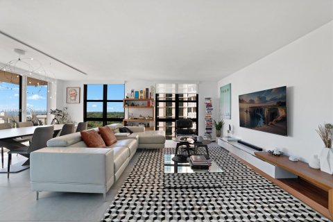 Condo in Key Biscayne, Florida, 3 bedrooms  № 1849284 - photo 2