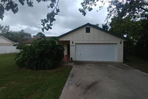 Casa en alquiler en Eustis, Florida, 3 dormitorios, 153.94 m2 № 1853036 - foto 1