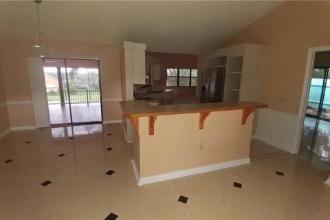 Casa en alquiler en Eustis, Florida, 3 dormitorios, 153.94 m2 № 1853036 - foto 2