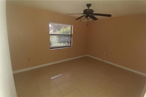 Casa en alquiler en Eustis, Florida, 3 dormitorios, 153.94 m2 № 1853036 - foto 8