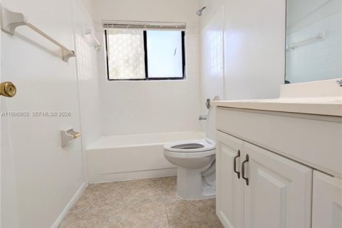 Condominio en alquiler en Coral Springs, Florida, 2 dormitorios, 69.96 m2 № 2058027 - foto 16