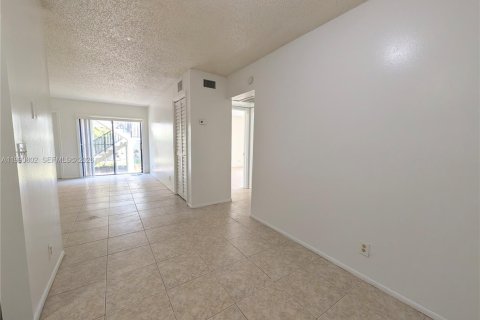 Condominio en alquiler en Coral Springs, Florida, 2 dormitorios, 69.96 m2 № 2058027 - foto 27