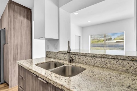 Casa en venta en Pompano Beach, Florida, 4 dormitorios, 127.18 m2 № 2185546 - foto 19