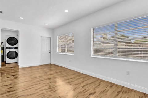 Casa en venta en Pompano Beach, Florida, 4 dormitorios, 127.18 m2 № 2185546 - foto 21