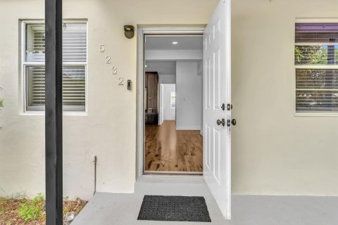 Casa en venta en Pompano Beach, Florida, 4 dormitorios, 127.18 m2 № 2185546 - foto 5