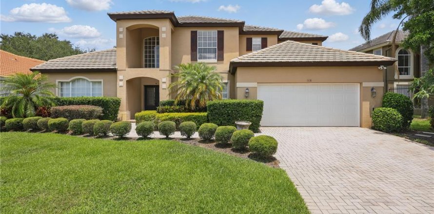 House in Ocoee, Florida 5 bedrooms, 313.64 sq.m. № 1683056