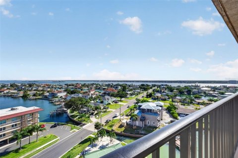 Copropriété à vendre à Clearwater, Floride: 2 chambres, 89.74 m2 № 2375829 - photo 5
