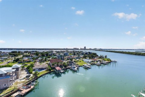 Copropriété à vendre à Clearwater, Floride: 2 chambres, 89.74 m2 № 2375829 - photo 3