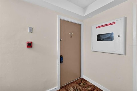 Copropriété à vendre à Clearwater, Floride: 2 chambres, 89.74 m2 № 2375829 - photo 27