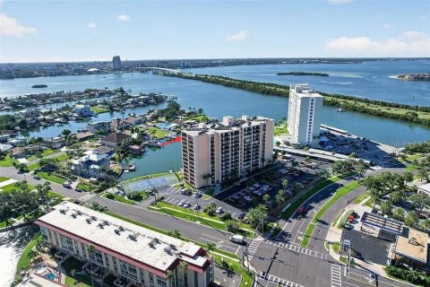 Condo à Clearwater, Floride, 2 chambres  № 2375829