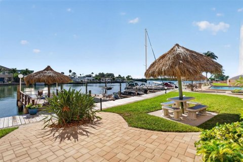 Copropriété à vendre à Clearwater, Floride: 2 chambres, 89.74 m2 № 2375829 - photo 30