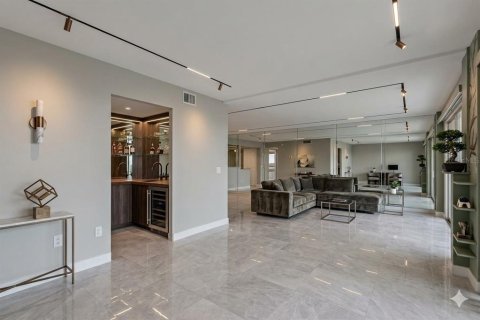 Copropriété à vendre à Clearwater, Floride: 2 chambres, 89.74 m2 № 2375829 - photo 14