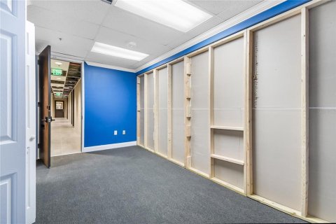 Propiedad comercial en venta en Jacksonville, Florida, 75.99 m2 № 2097526 - foto 9