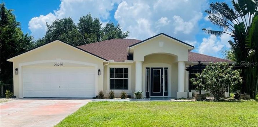 Casa en Port Charlotte, Florida 3 dormitorios, 151.99 m2 № 1866460
