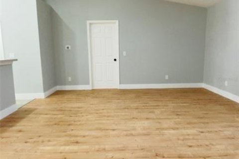 Casa en alquiler en Port Charlotte, Florida, 3 dormitorios, 151.99 m2 № 1866460 - foto 18