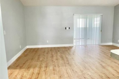 Casa en alquiler en Port Charlotte, Florida, 3 dormitorios, 151.99 m2 № 1866460 - foto 14