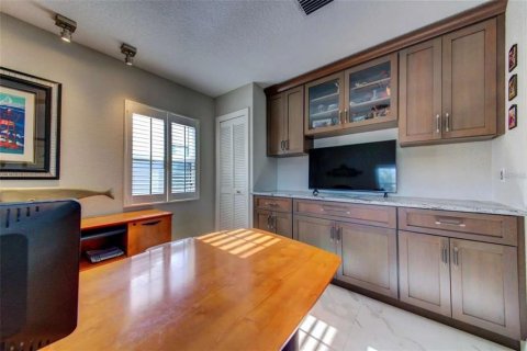 Villa ou maison à vendre à Longboat Key, Floride: 4 chambres, 217.95 m2 № 1907121 - photo 17