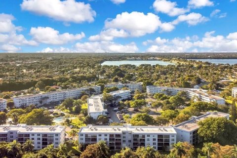 Copropriété à louer à Oakland Park, Floride: 2 chambres, 90.58 m2 № 1996709 - photo 18