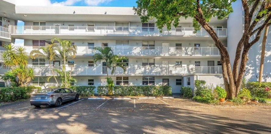 Condo à Oakland Park, Floride, 2 chambres  № 1996709