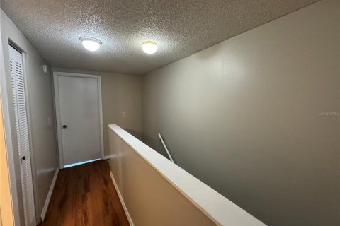 Condo in Tampa, Florida, 2 bedrooms  № 1880695 - photo 10