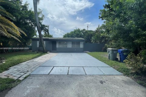 Immobilier commercial à Pompano Beach, Floride 442.87 m2 № 2082572