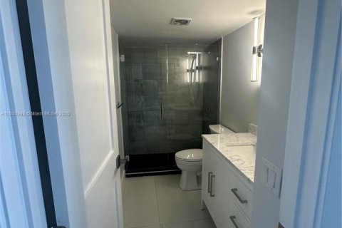 Copropriété à vendre à Fort Lauderdale, Floride: 2 chambres, 153.29 m2 № 1939662 - photo 15