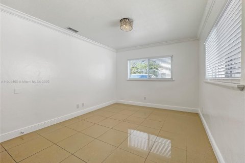 Casa en alquiler en Fort Lauderdale, Florida, 2 dormitorios, 102.19 m2 № 1953867 - foto 14